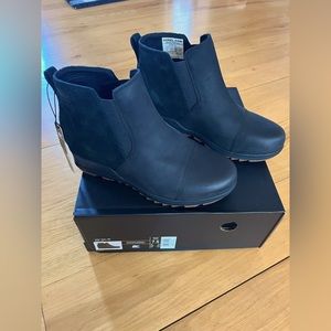 Sorel Evie pull-on bootie